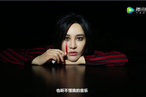 俄罗斯伏尔加格勒出现货运列车脱轨事故
